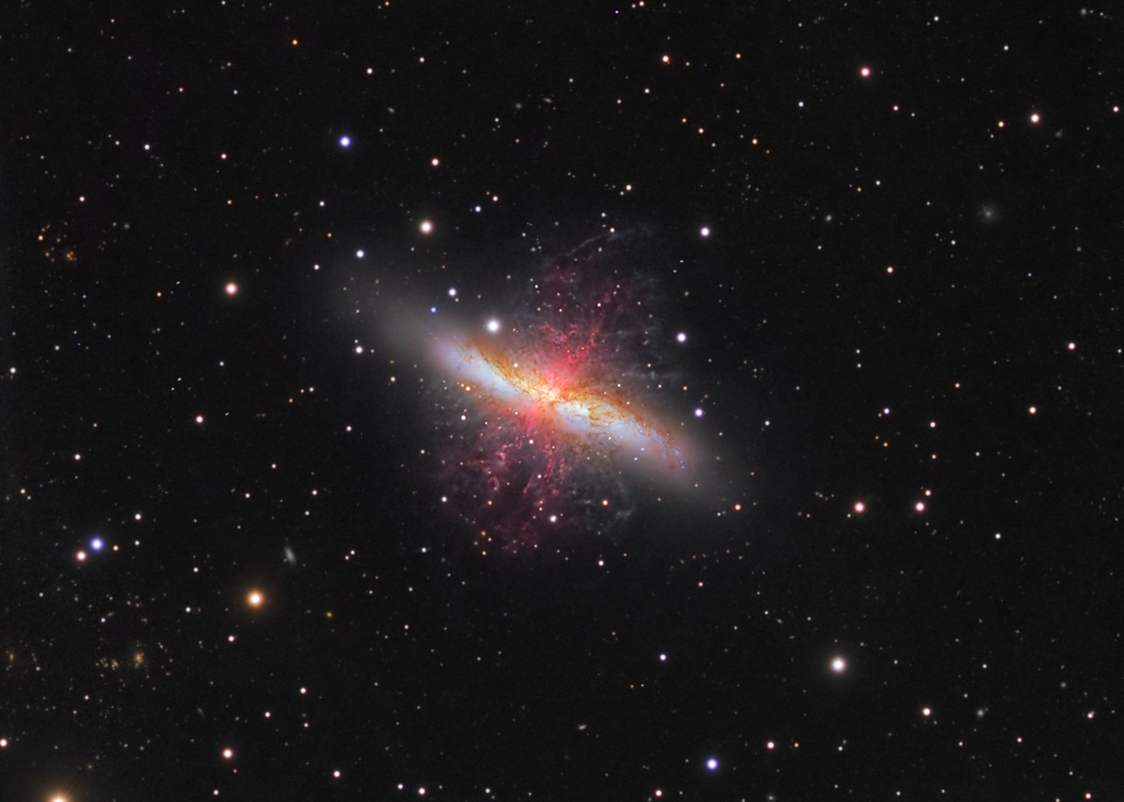 M82_TorstenDietmar_Final.jpg